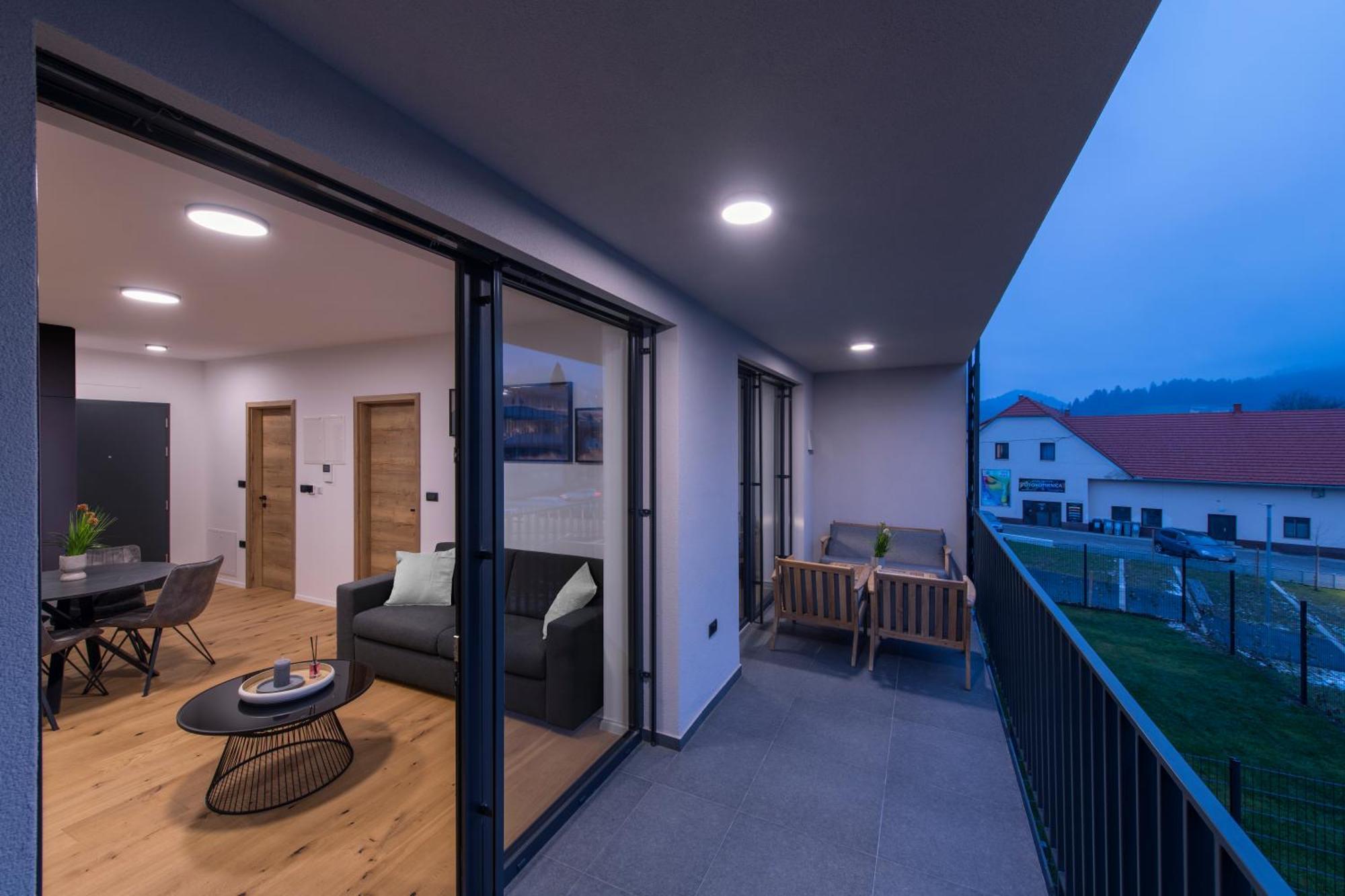 Apartmaji Harpf سلوفينج غرادتس الغرفة الصورة