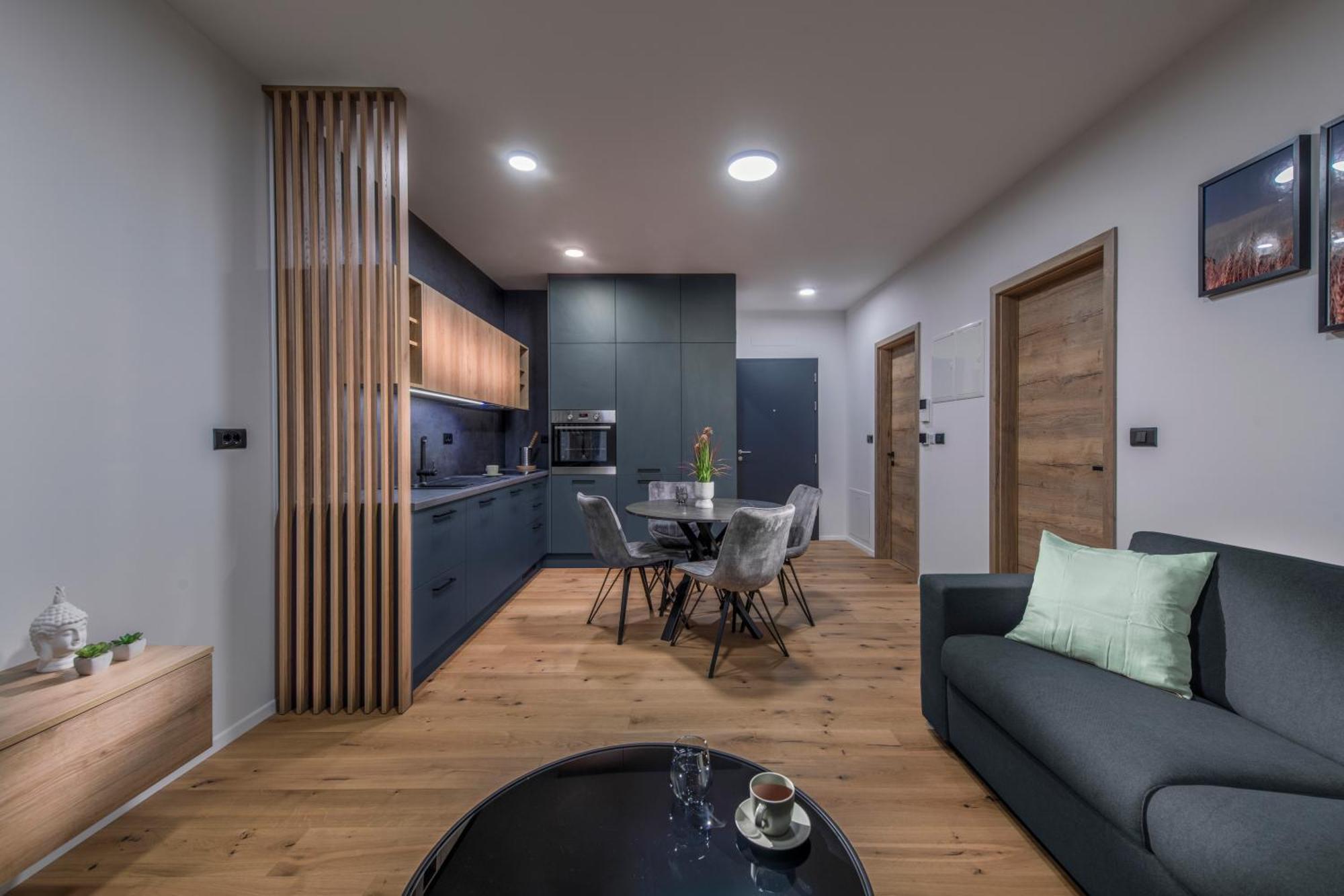 Apartmaji Harpf سلوفينج غرادتس الغرفة الصورة