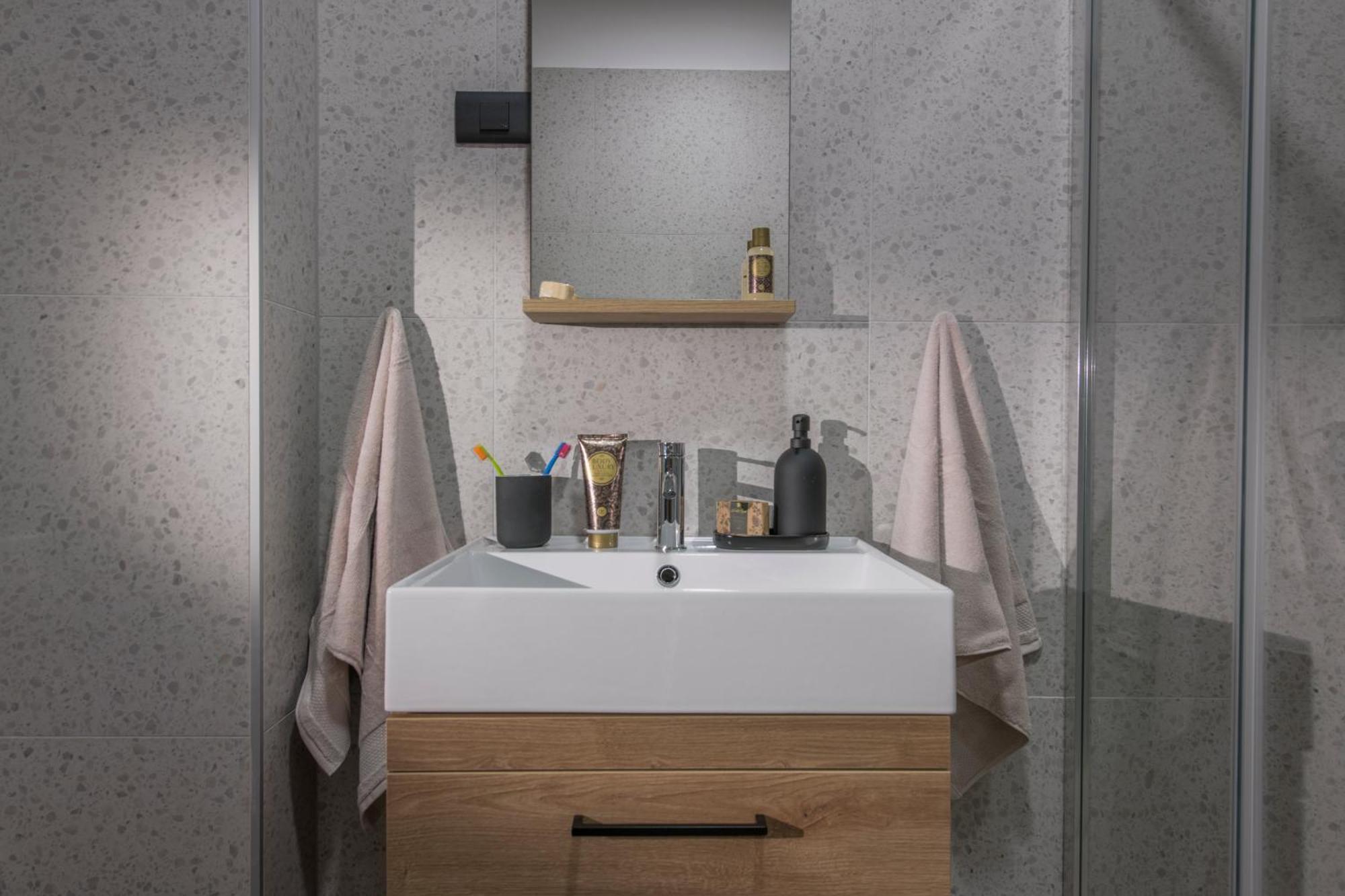 Apartmaji Harpf سلوفينج غرادتس الغرفة الصورة